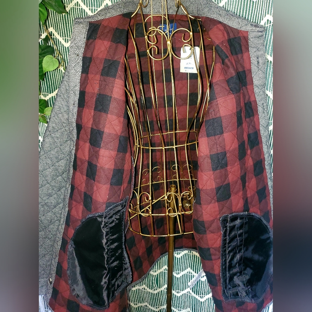 Men's Jacket - Picture 3 of 5